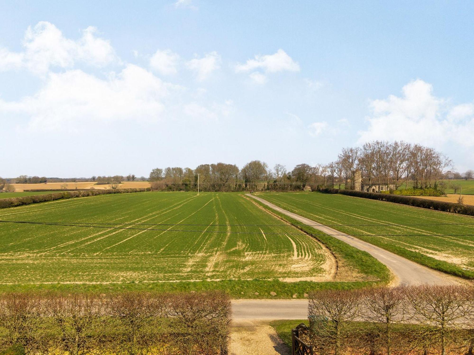 South Walsham Hemblington Hall Arts And Leisure Ltd מראה חיצוני תמונה