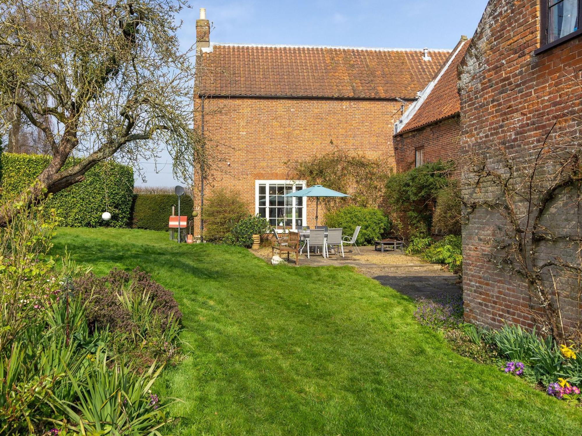 South Walsham Hemblington Hall Arts And Leisure Ltd מראה חיצוני תמונה